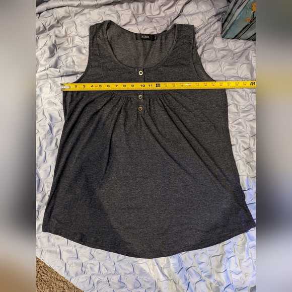 Charcoal Flowing Tunic Tank - L - Picture 4 of 5
